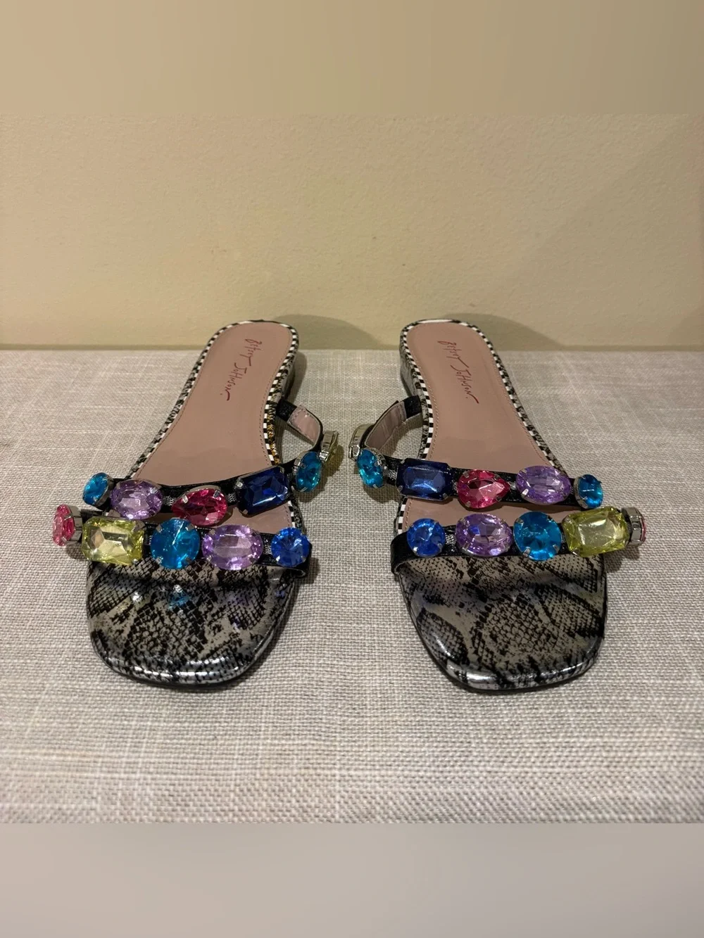 Betsey Johnson Willet Snake Print Gem Sandals 10